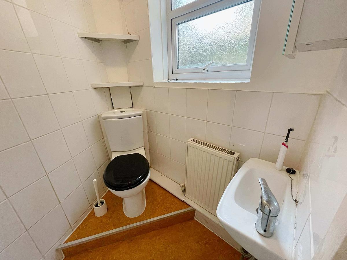 White shared WC